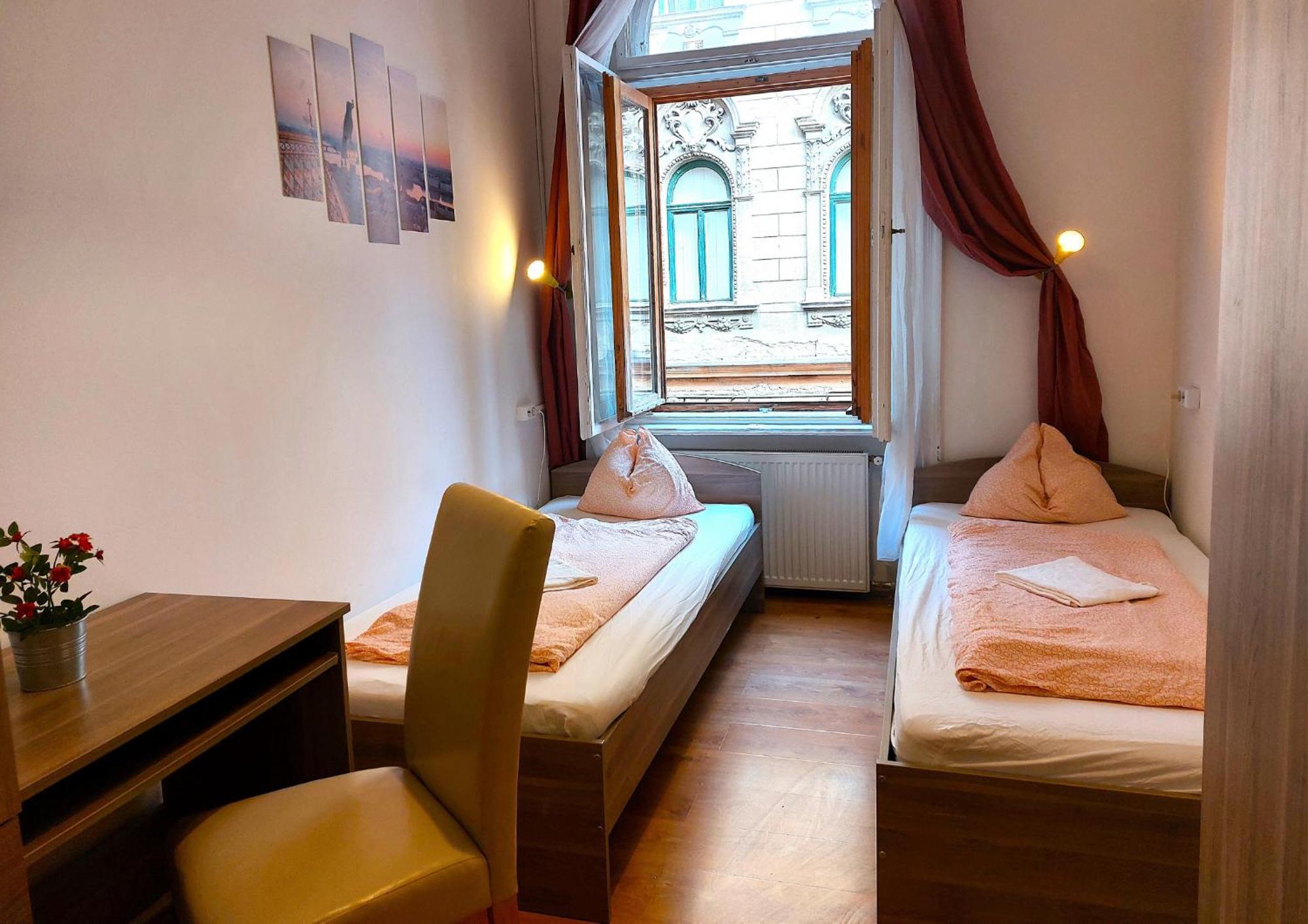Goodmo Budapest Smart Rooms Budapeste Exterior foto