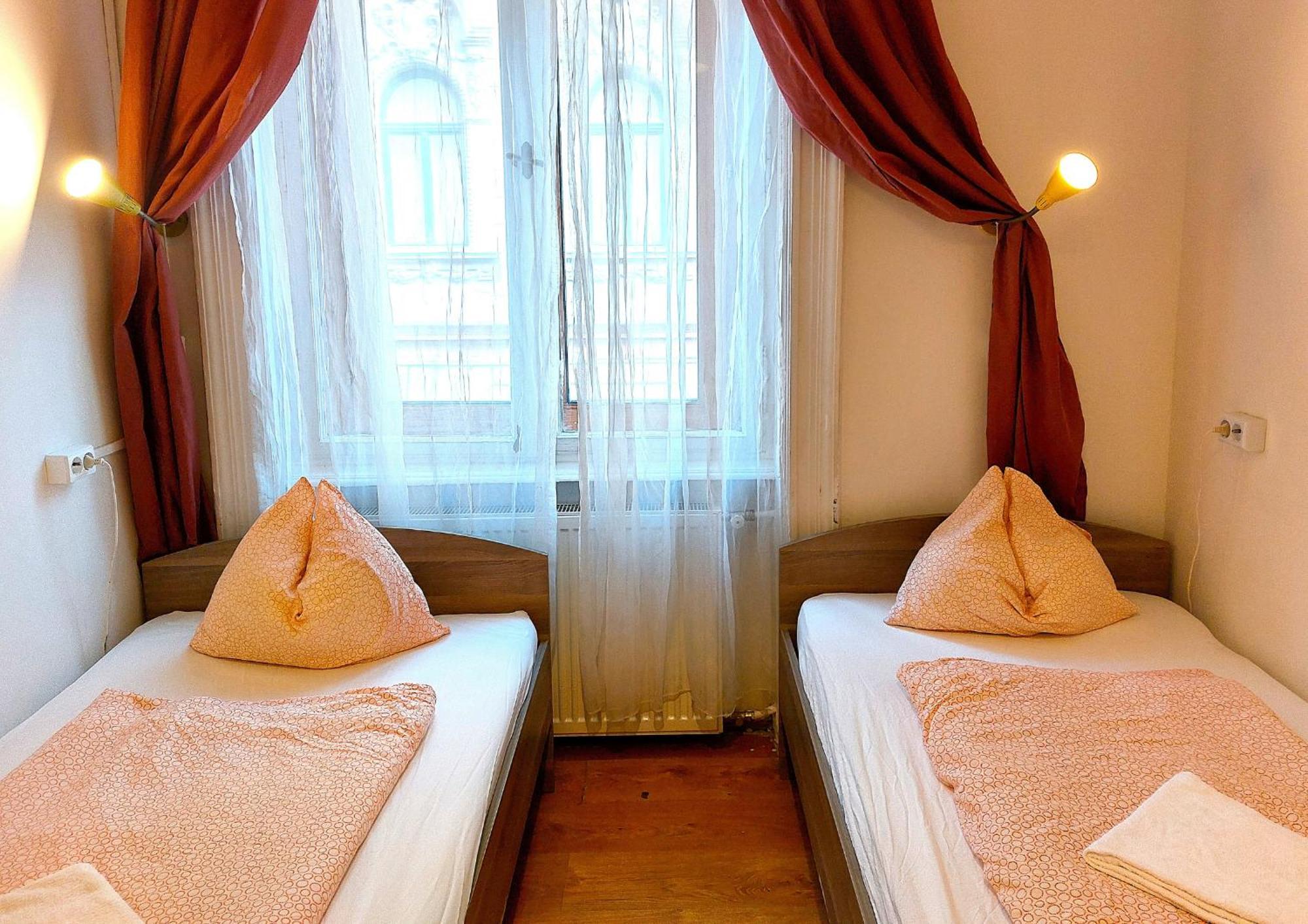 Goodmo Budapest Smart Rooms Budapeste Exterior foto